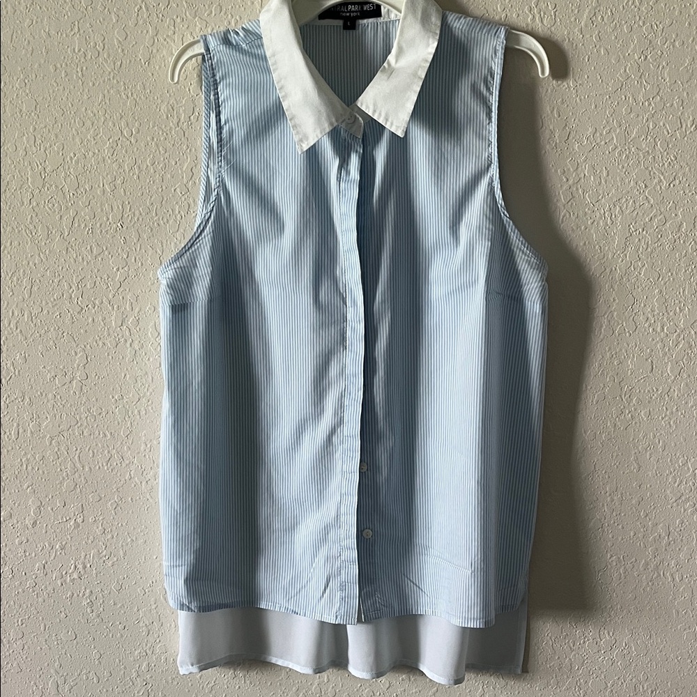 Central Park West sleeveless striped blouse with a white collar size L
